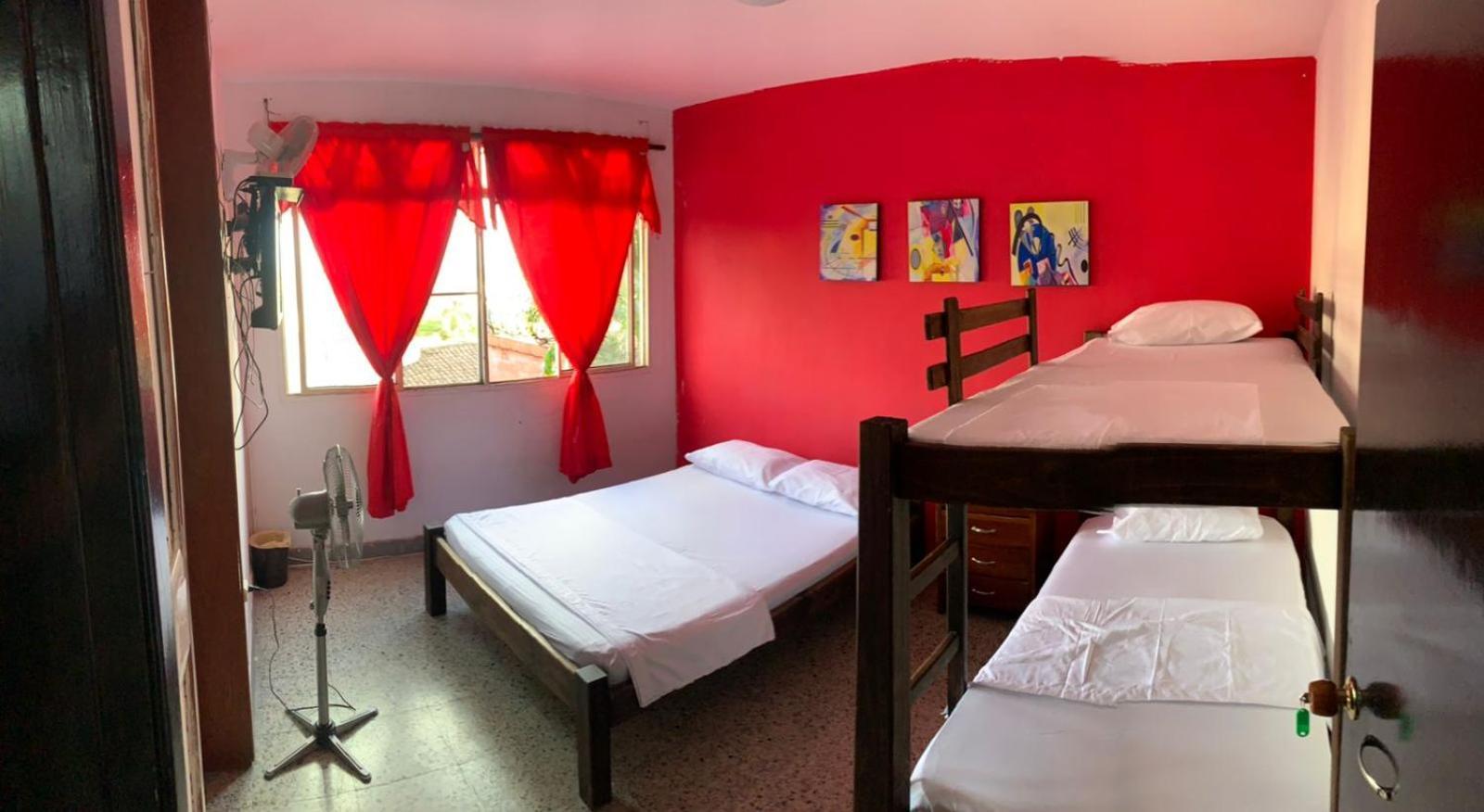 La Clave Hostel Cali Esterno foto
