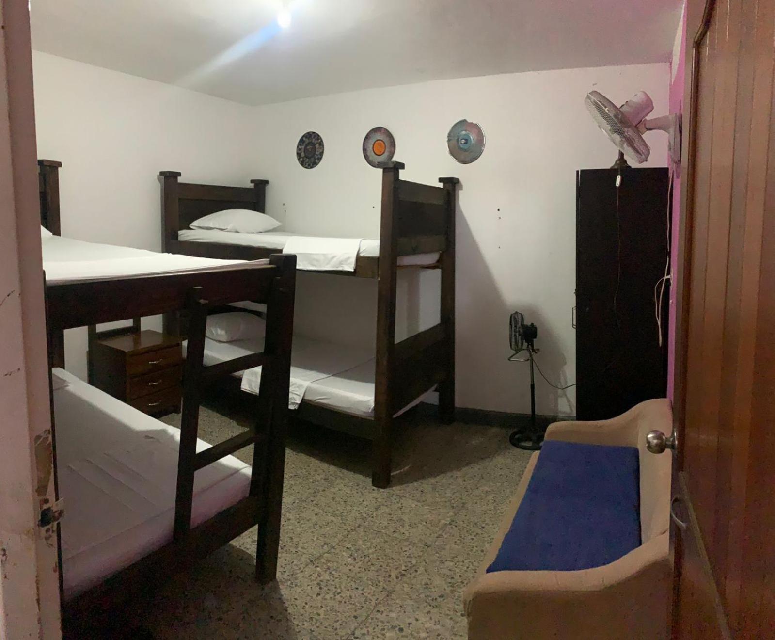 La Clave Hostel Cali Esterno foto